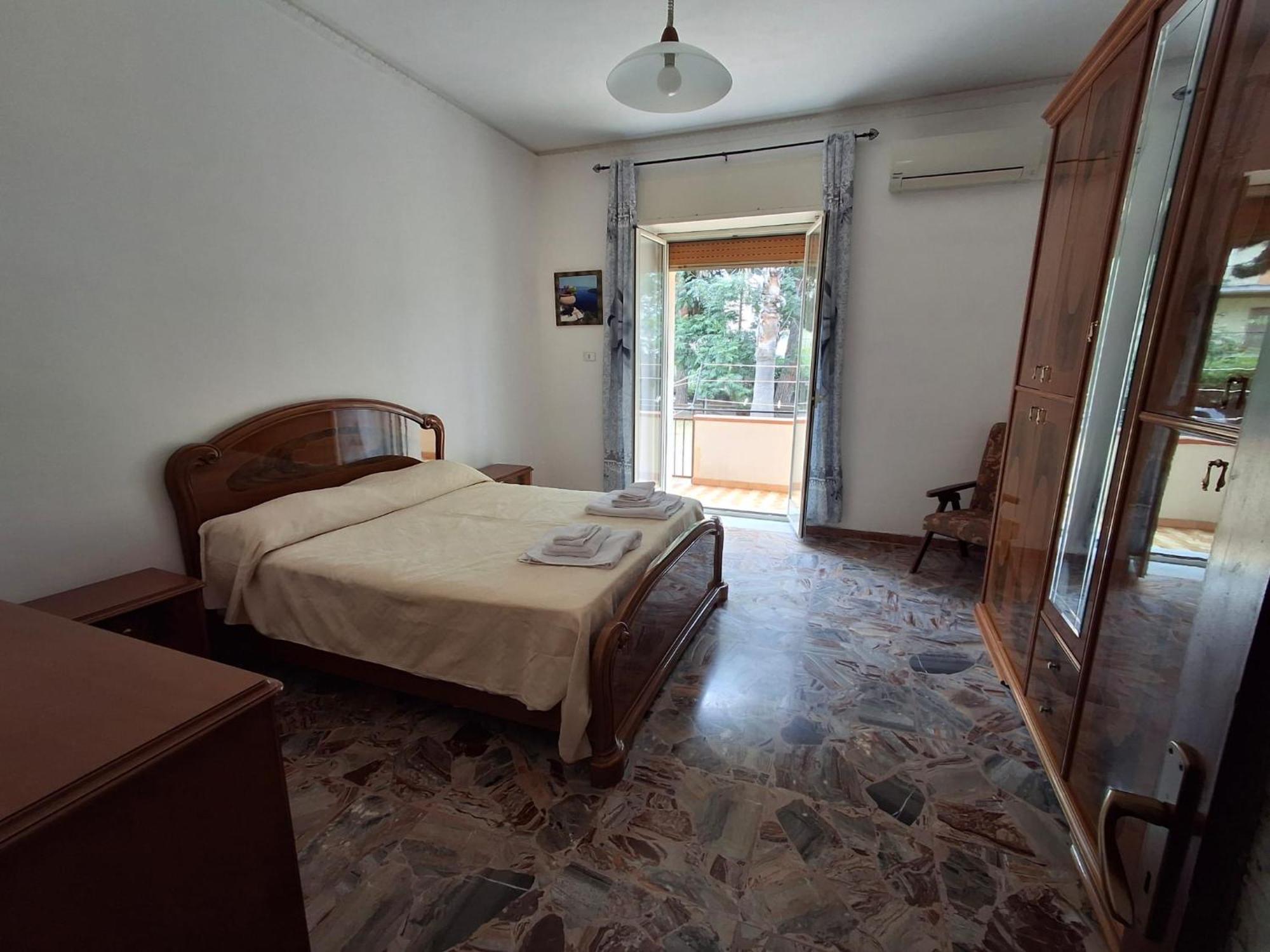 Pomelia Home Riposto Extérieur photo