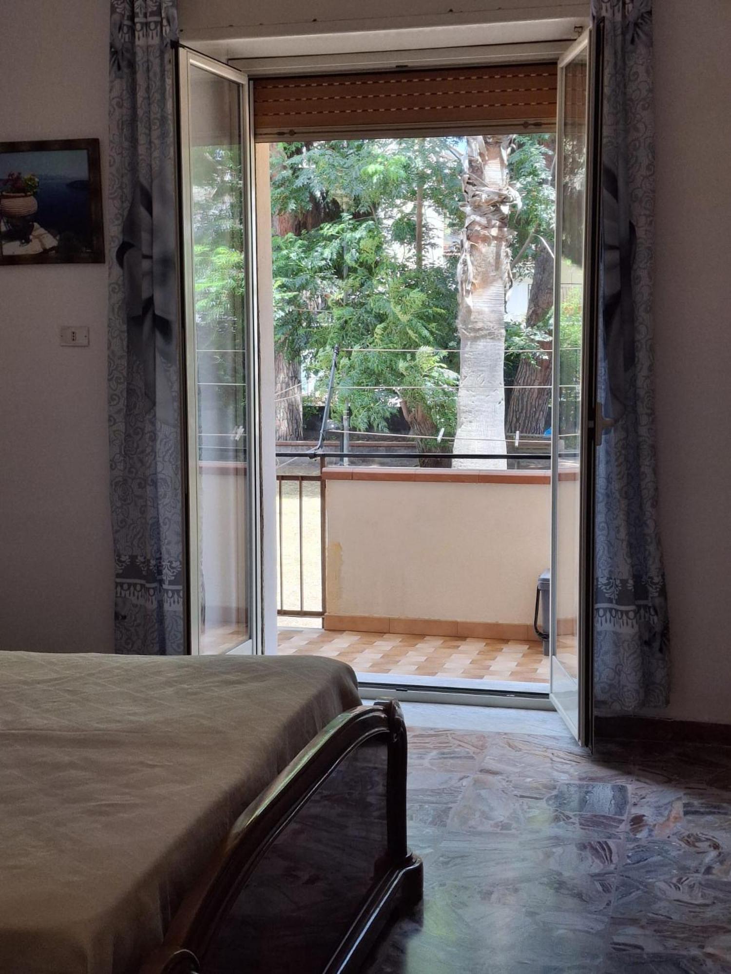 Pomelia Home Riposto Extérieur photo